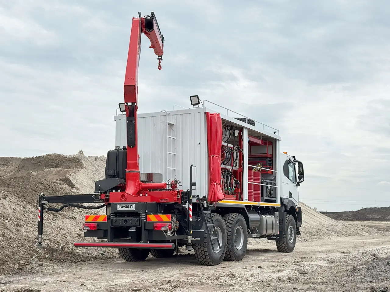 Iveco T-Way AT380T47WH AT Fassi F155.0.23 6x6 Workshop Truck 33