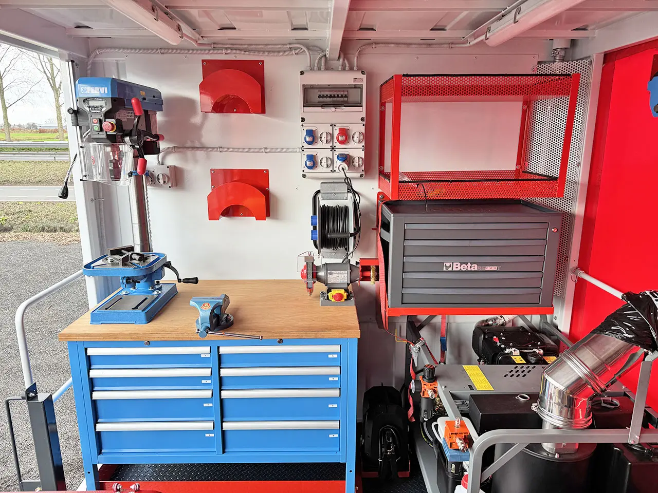 Iveco T-Way AT380T47WH Fassi F155A.0.22 6x6 Workshop Truck 19