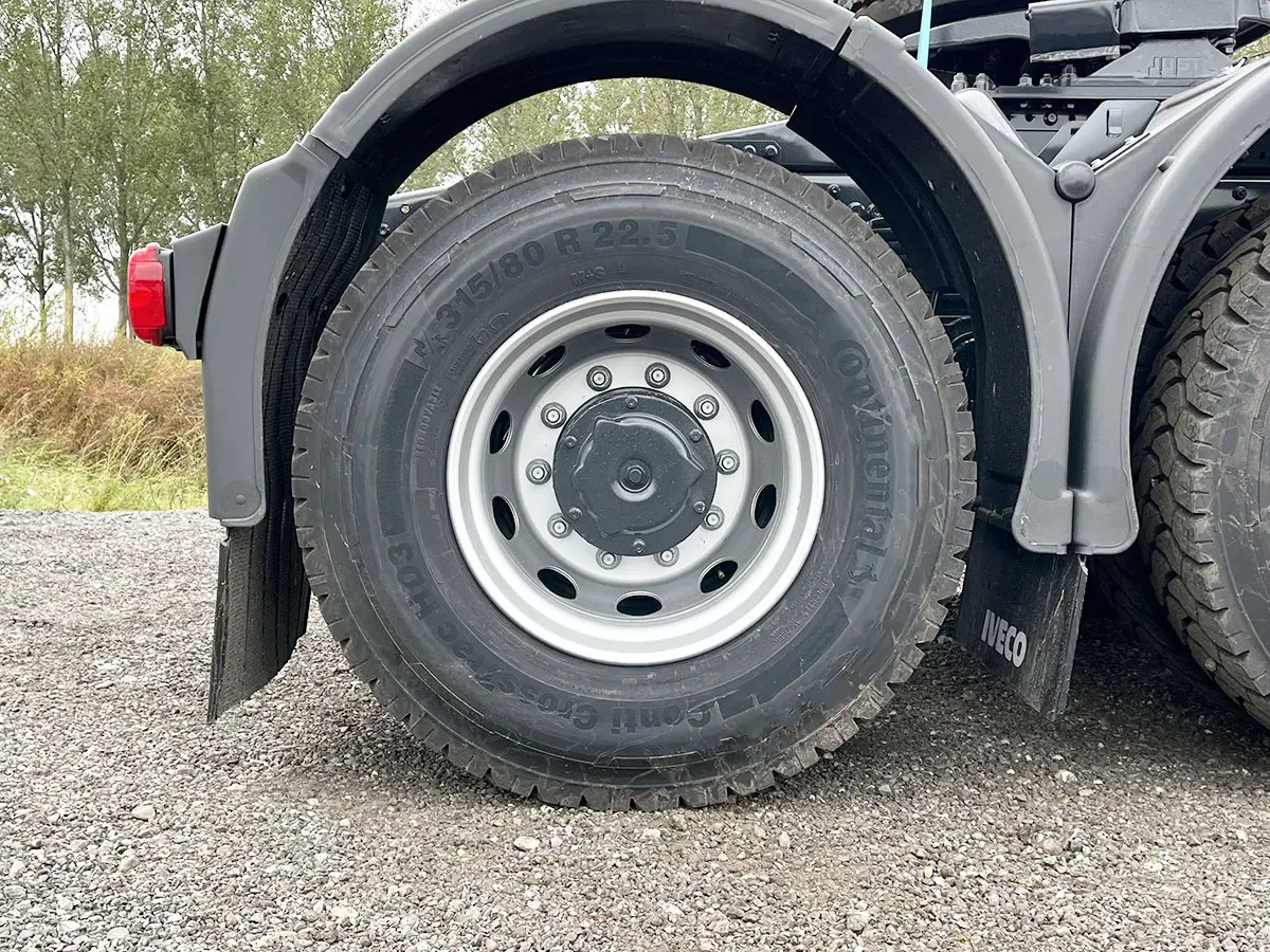 Iveco T-Way AT720T43TH AT ADR Tractor Head 6x4 13