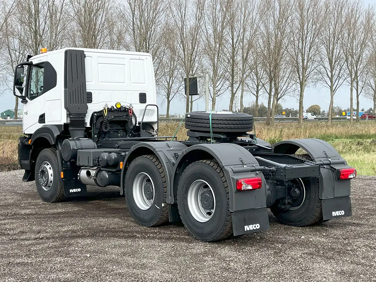 Iveco T-Way AT720T43TH AT ADR Tractor Head 6x4 3