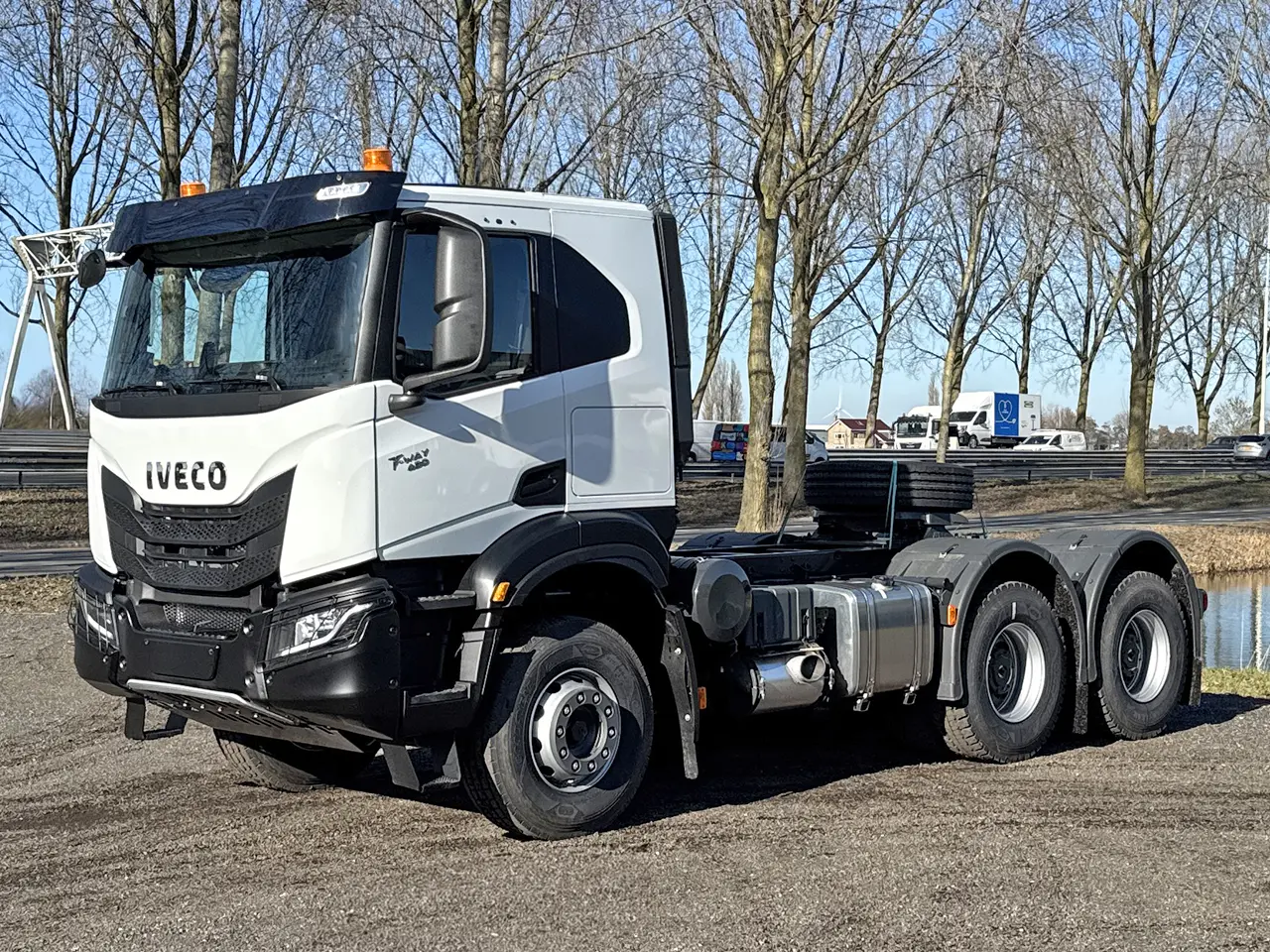 Iveco T-way AT720T43TH AT ADR 6x4 Tractor Head