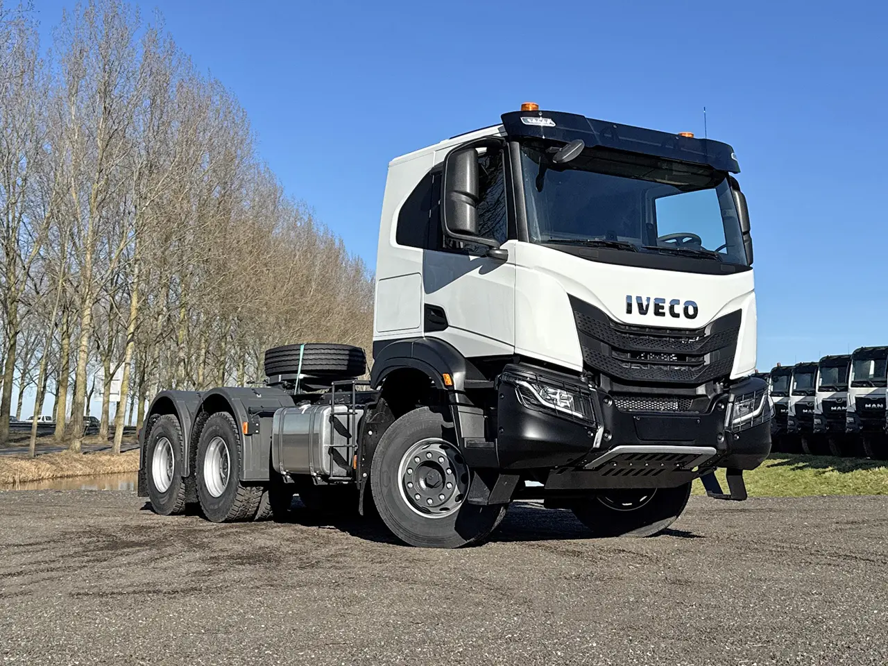 Iveco T-way AT720T43TH AT ADR Tractor Head 6x4 4