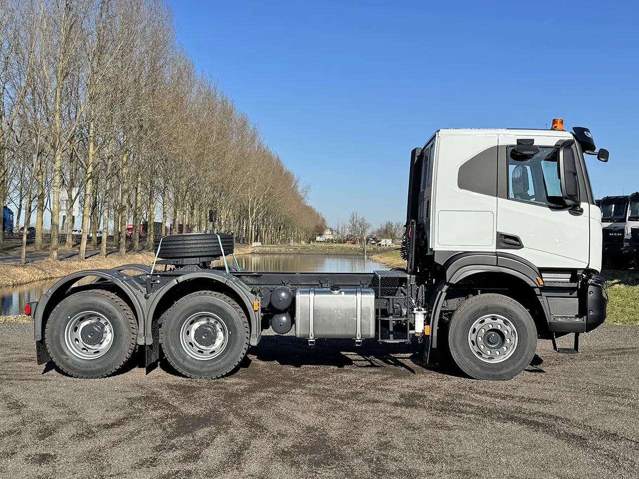 Iveco T-way AT720T43TH AT ADR Tractor Head 6x4 5