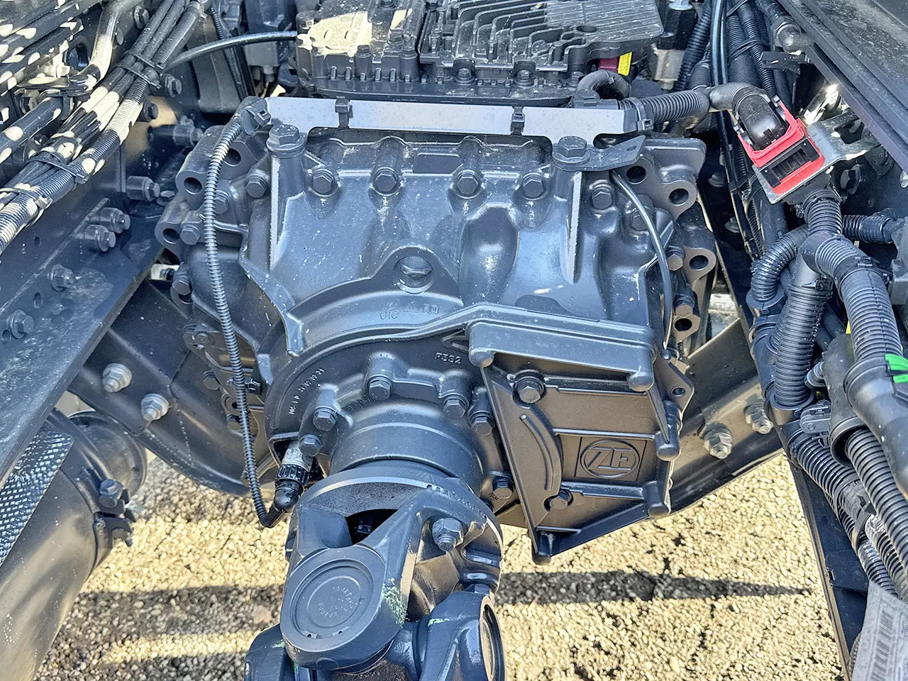 Iveco T-way AT720T43TH AT ADR 6x4 Tractor Head 13