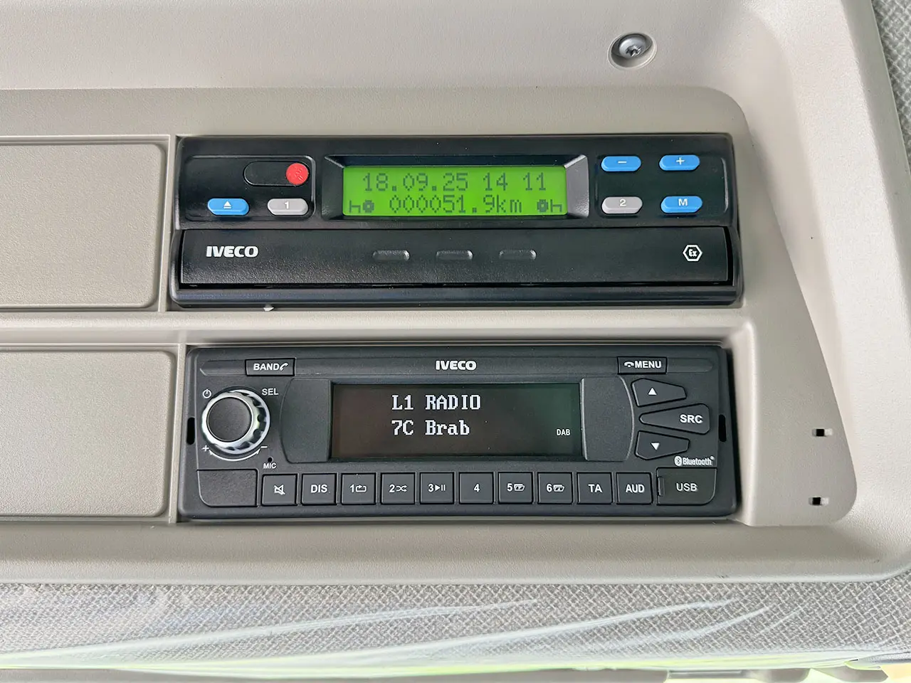 Iveco T-Way AT720T43TH AT ADR 6x4 Tractor Head with Crane 14