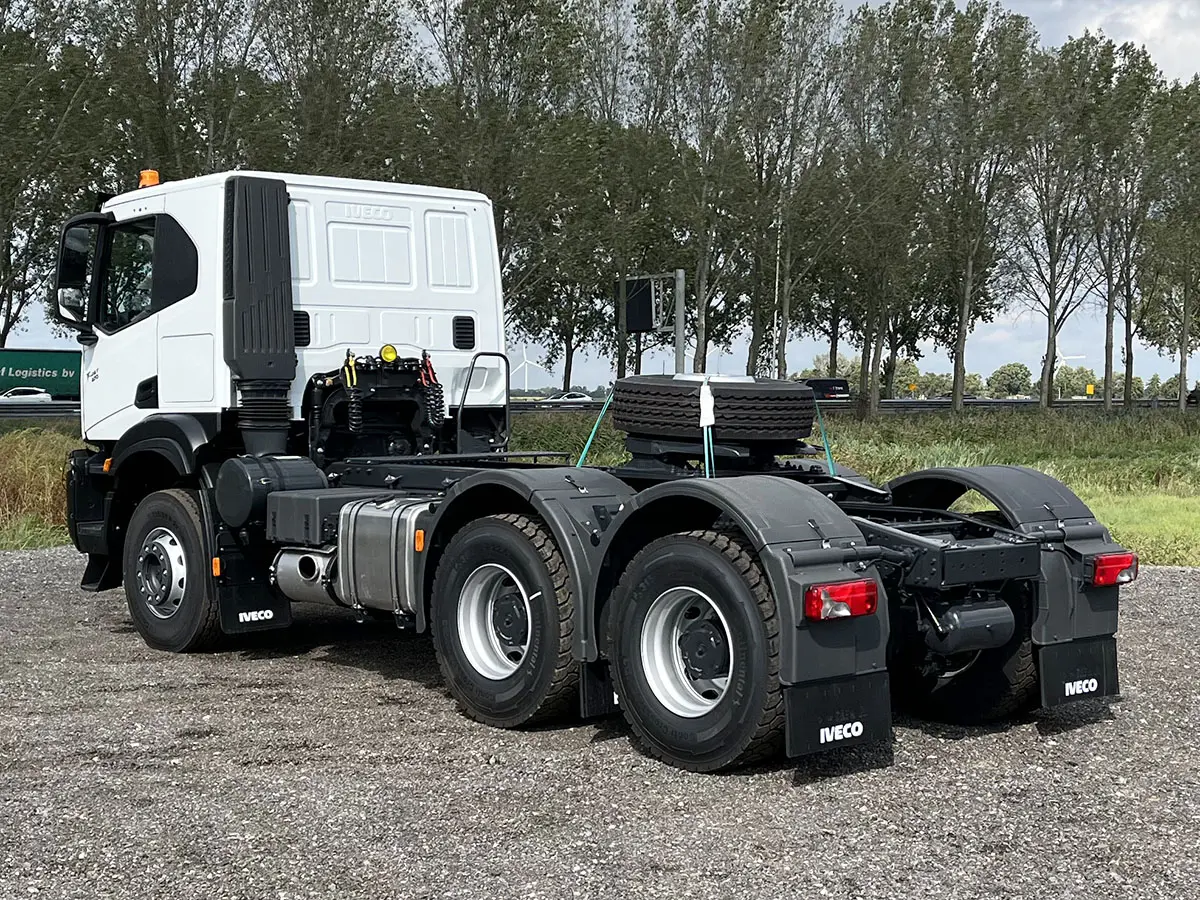 Iveco T-Way AT720T47TH Tractor Head 6x4 3