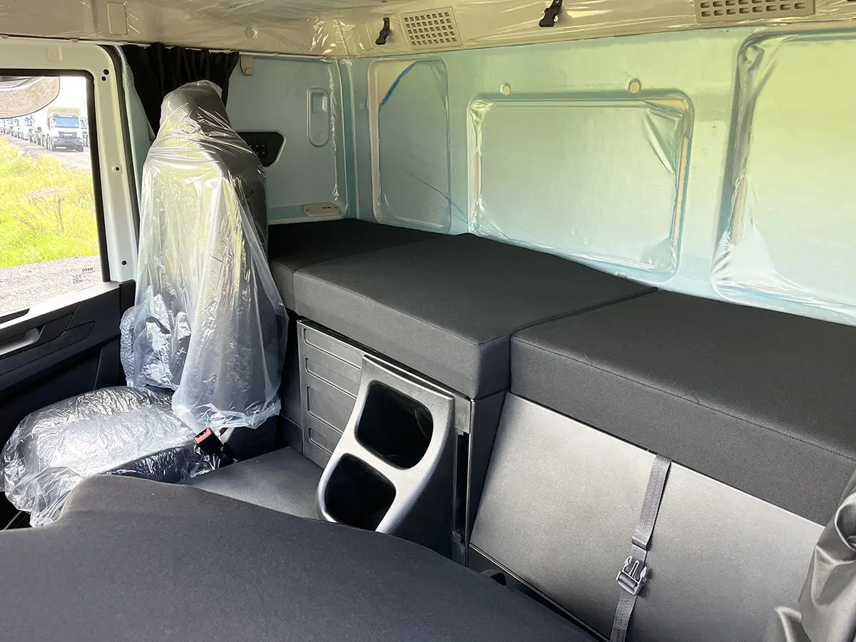 Iveco T-Way AT720T47TH 6x4 Tractor Head 10