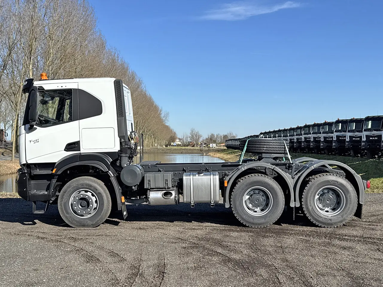 Iveco T-Way AT720T47TH 6x4 Tractor Head 7