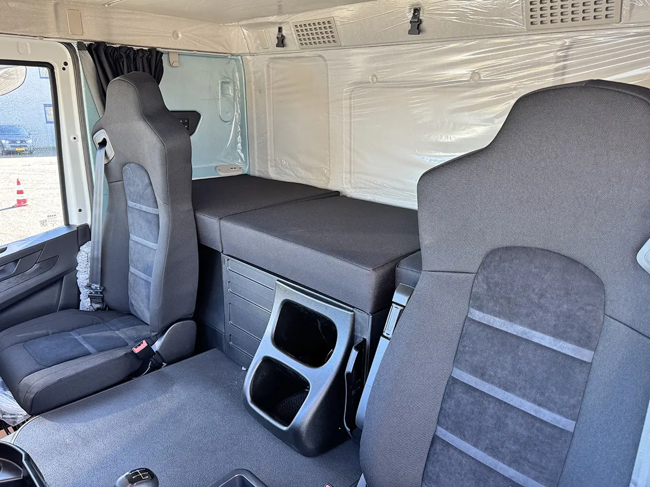 Iveco T-Way AT720T47TH 6x4 Tracteur 10