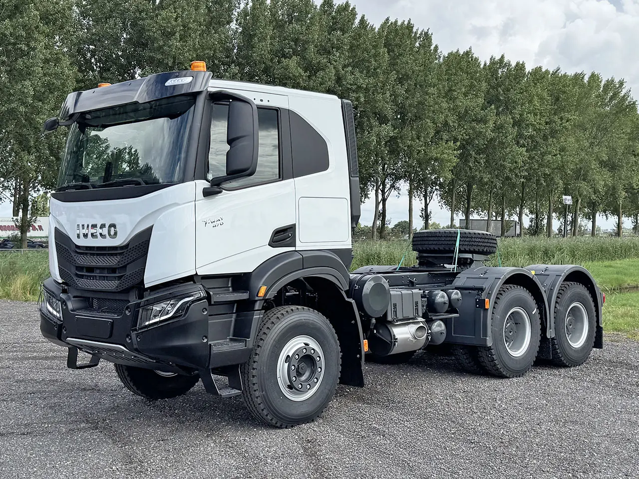 Iveco T-Way AT720T47TH 6x4 Tractor Head