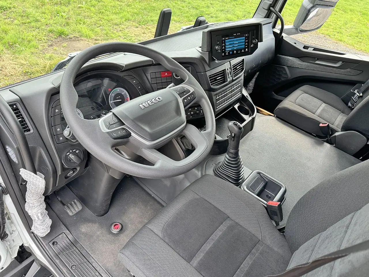 Iveco T-Way AT720T47TH 6x4 Tractor Head 3