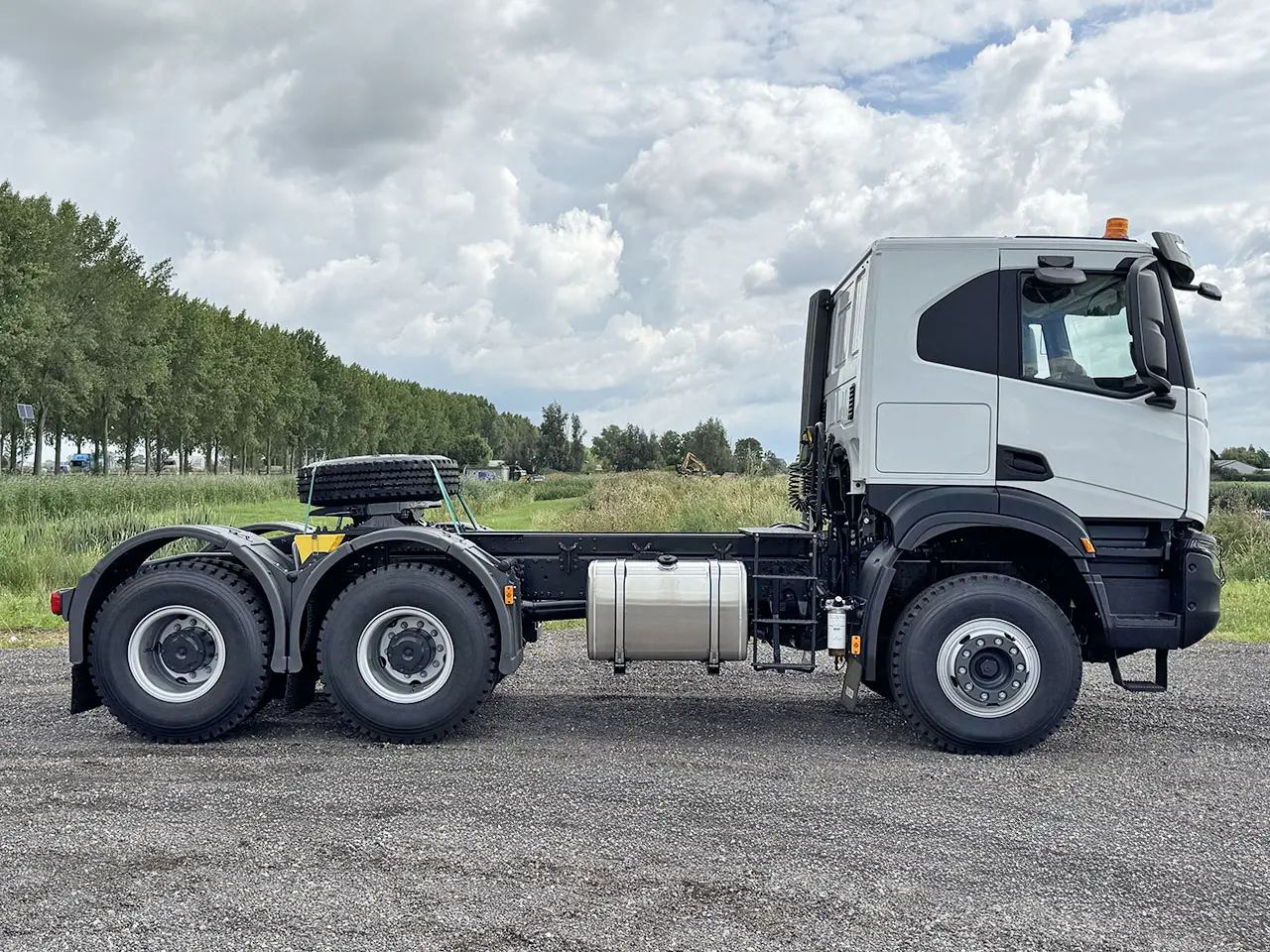 Iveco T-Way AT720T47TH Tractor Head 6x4 5