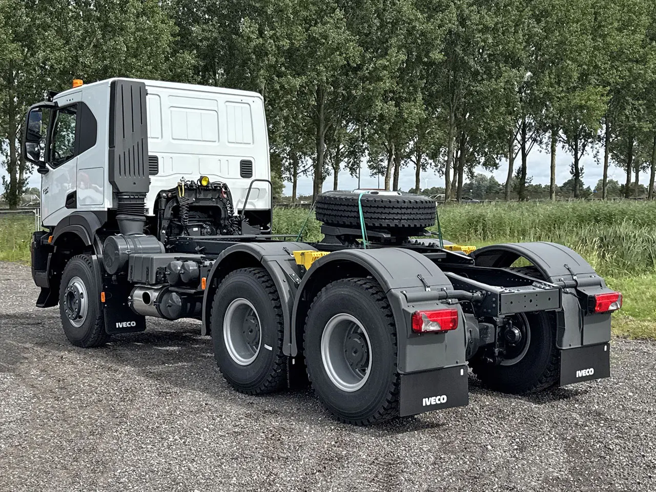 Iveco T-Way AT720T47TH Tractor Head 6x4 6