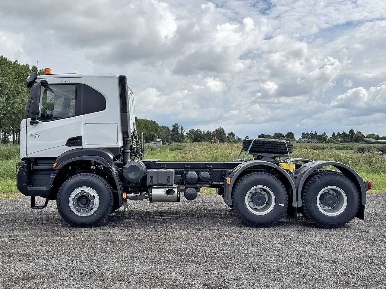 Iveco T-Way AT720T47TH 6x4 Tractor Head 7