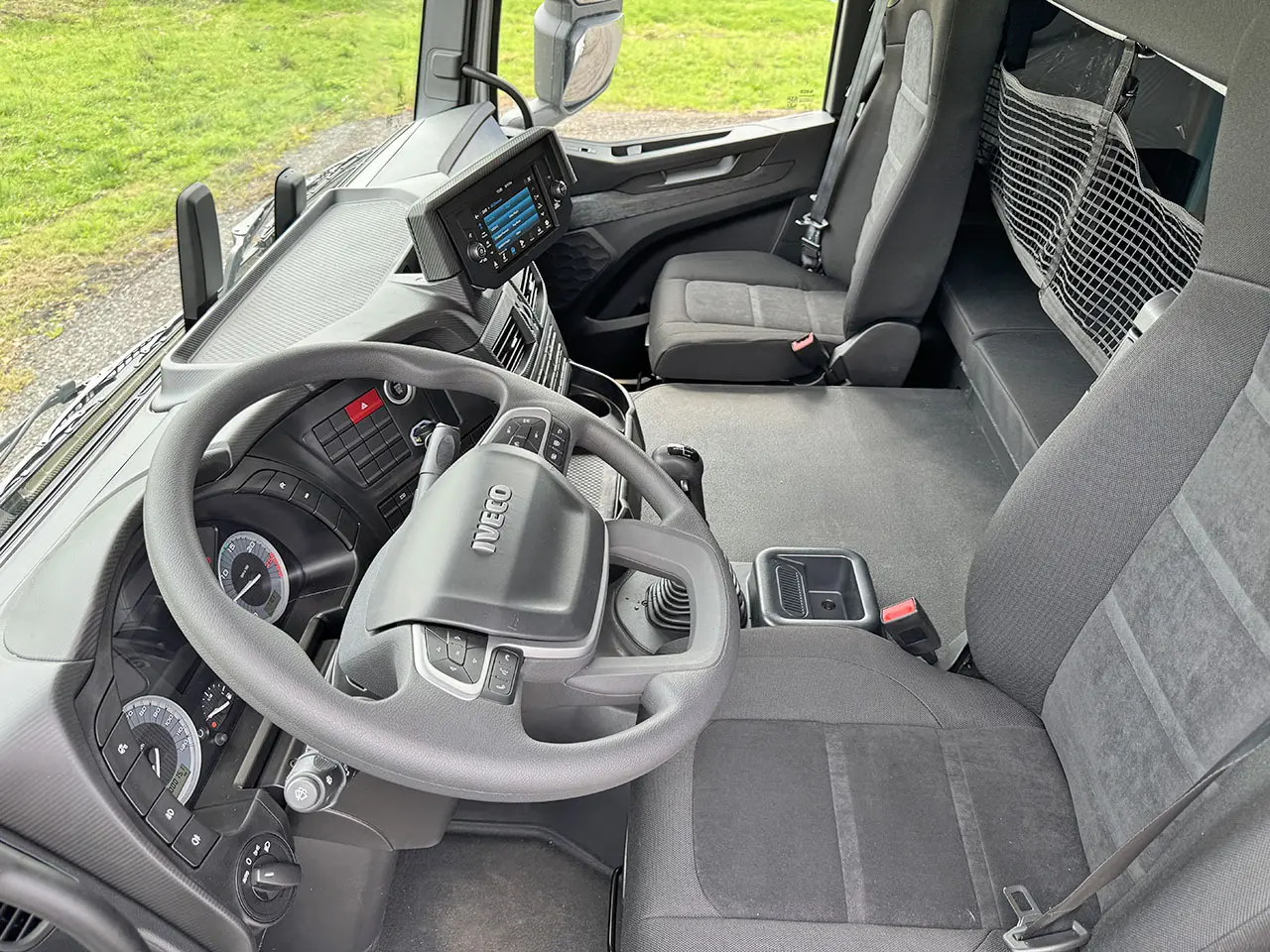 Iveco T-Way AT720T47TH Tractor Head 6x4 8