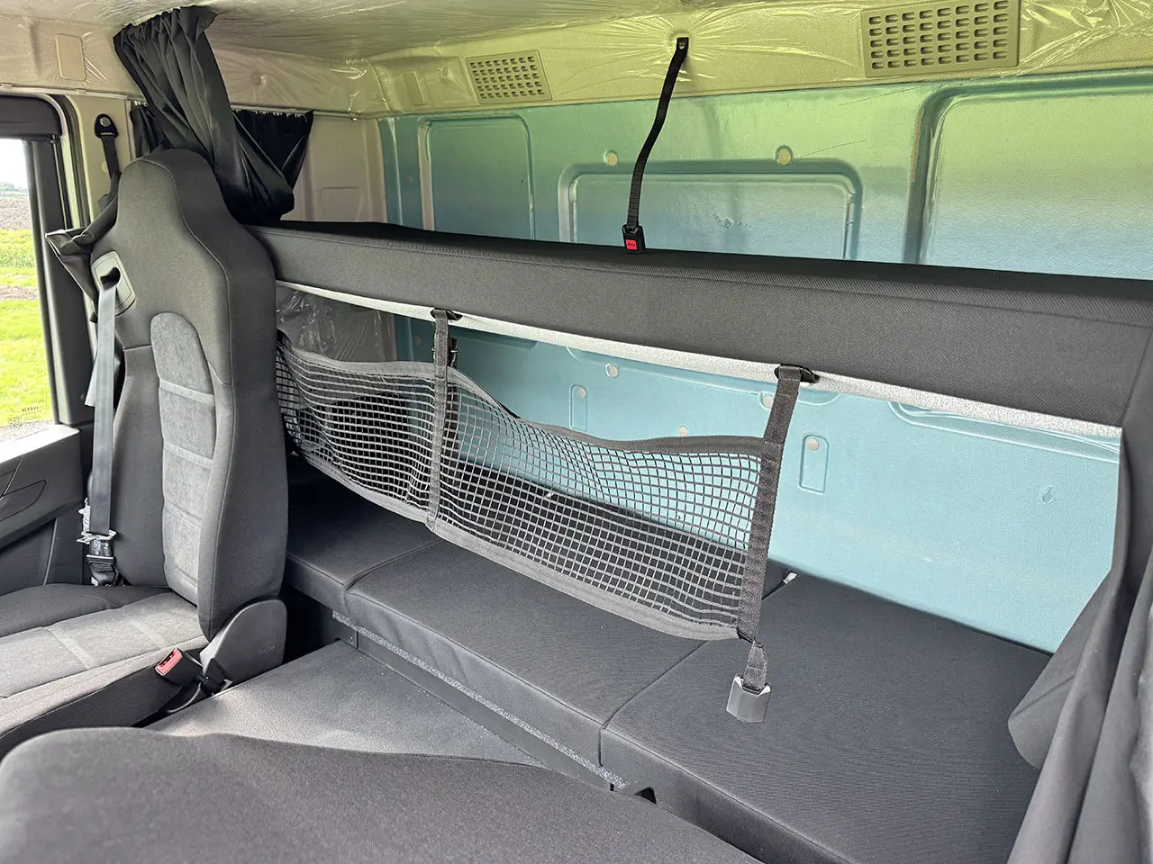 Iveco T-Way AT720T47TH 6x4 Tractor Head 11