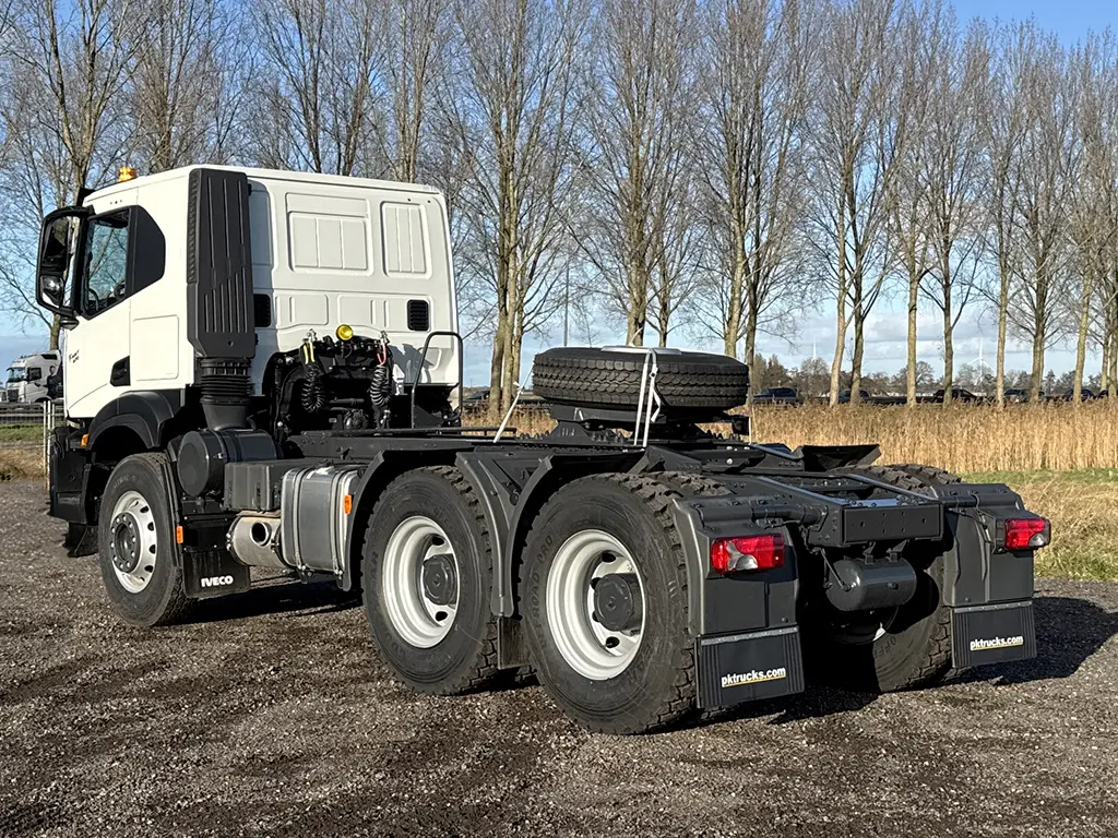 Iveco T-Way AT720T47TH Tractor Head 6x4 3