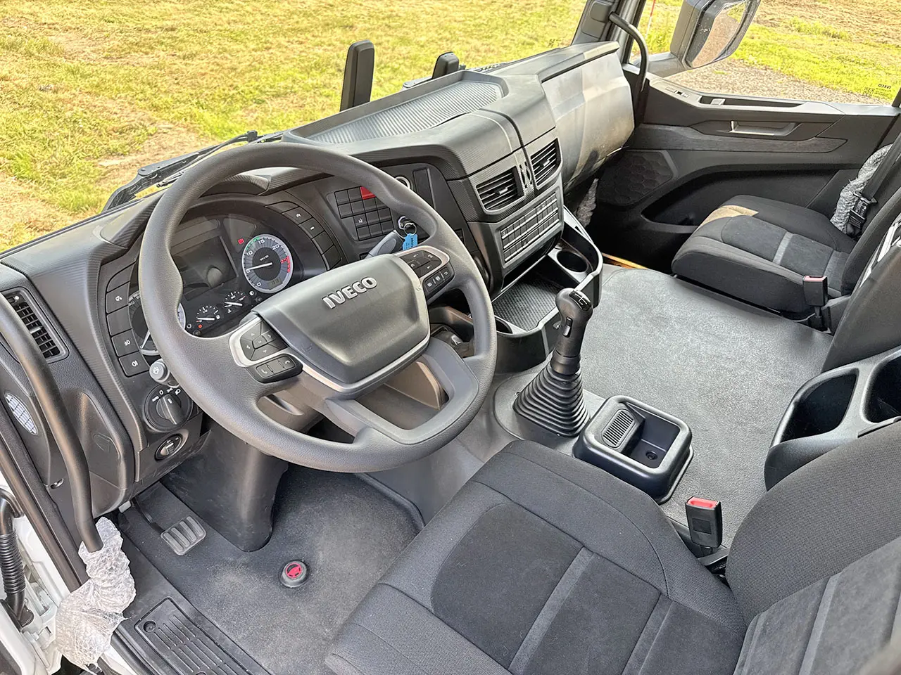 Iveco T-Way AT720T47TH Tractor Head 6x4 3