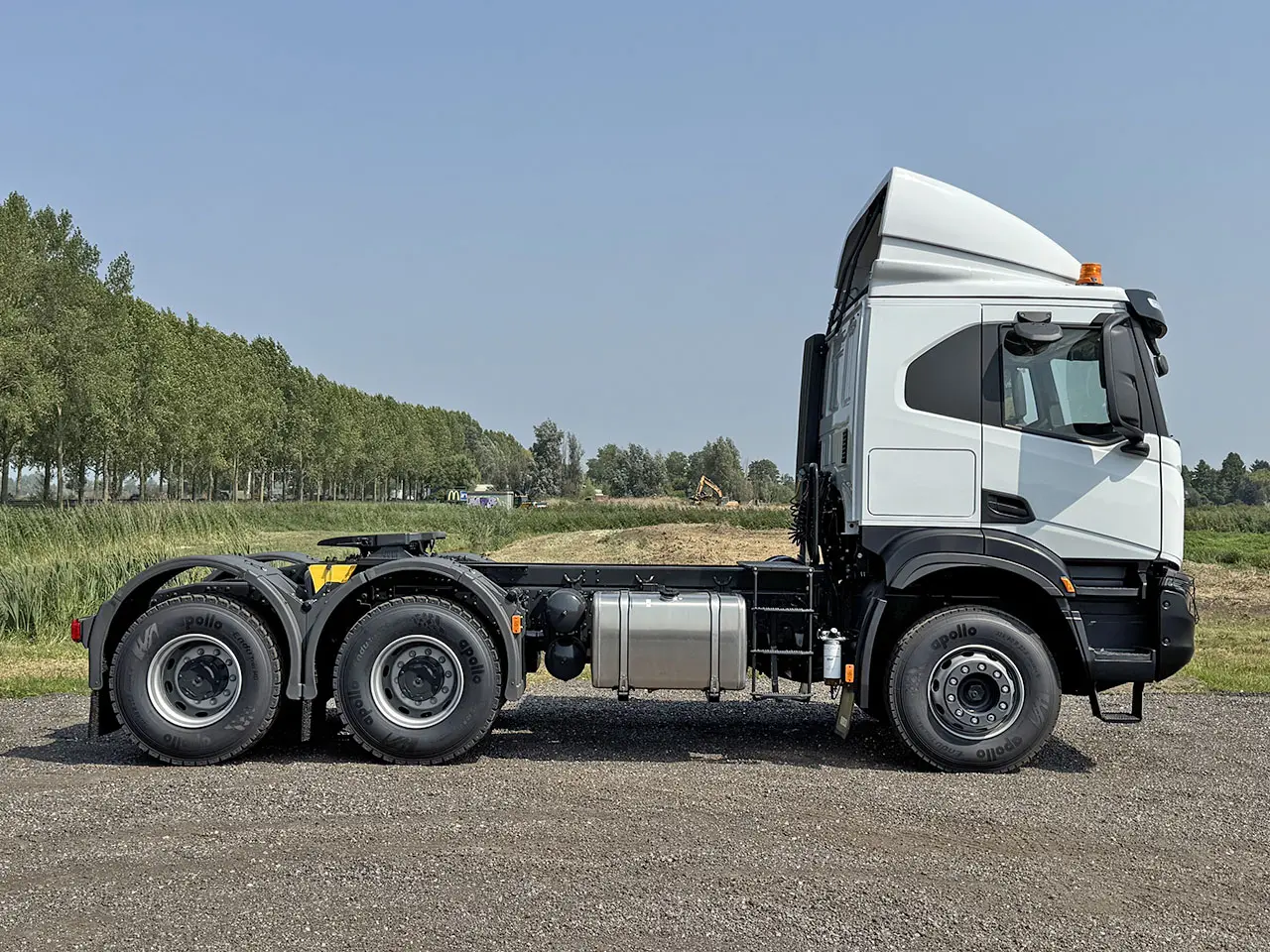 Iveco T-Way AT720T47TH 6x4 Tractor Head 5