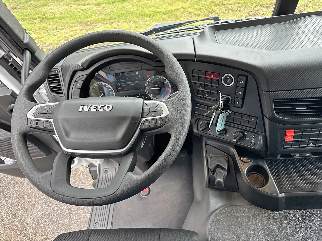Iveco T-Way AT720T47TH ADR Tracteur 6x4 11