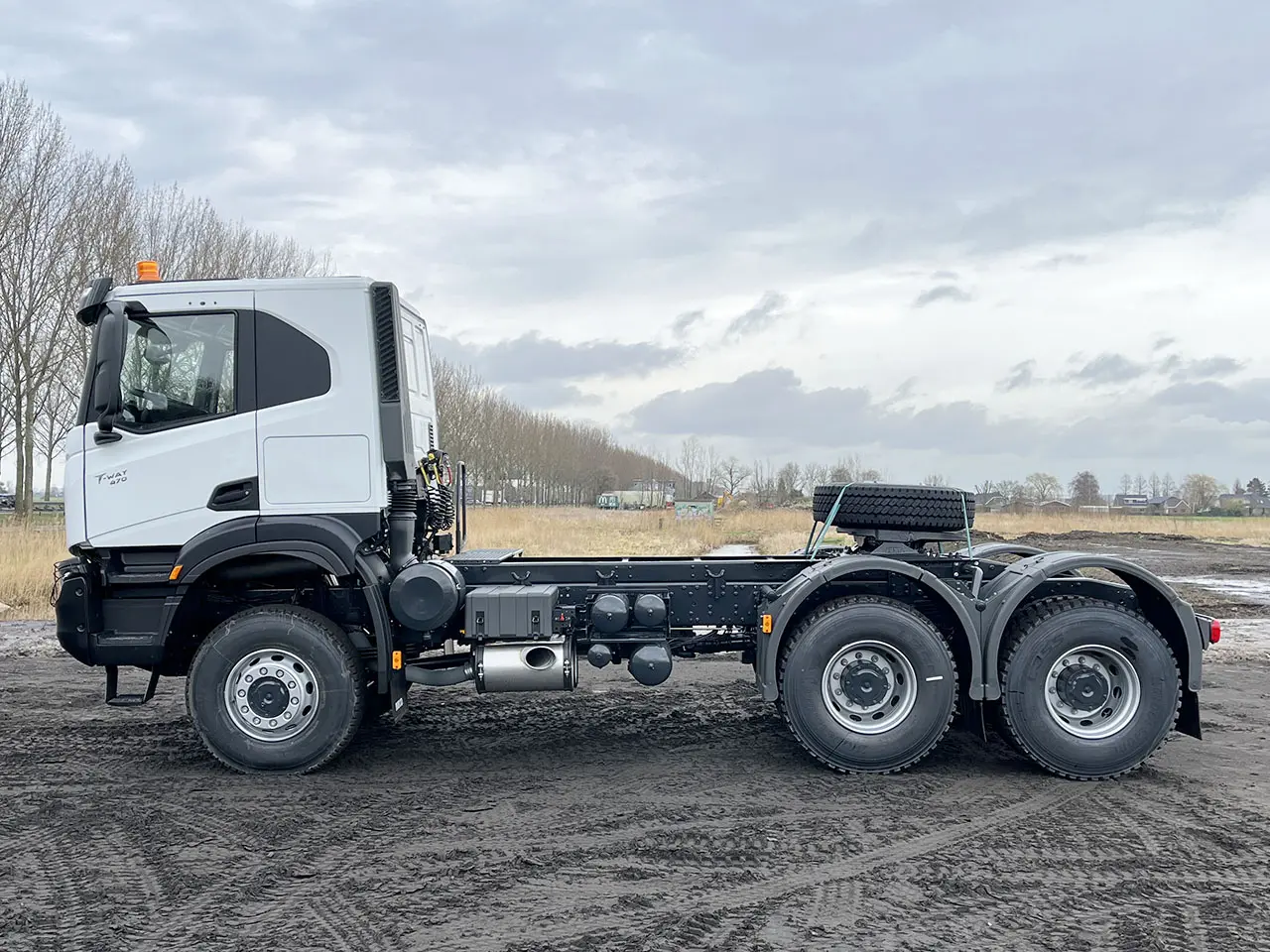 Iveco T-Way AT720T47WH 6x6 Tractor Head 2
