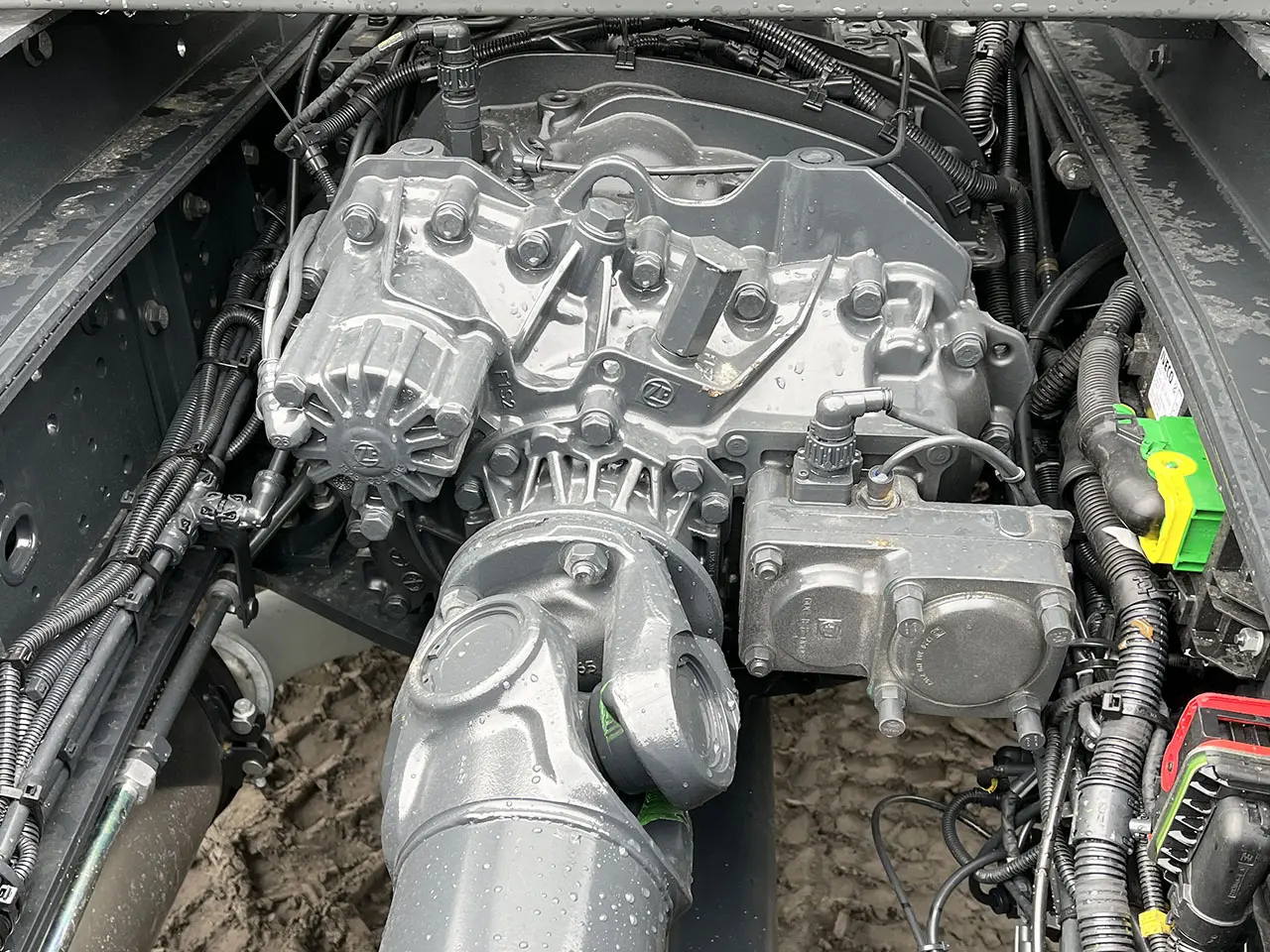 Iveco T-Way AT720T47WH Tractor Head 6x6 12