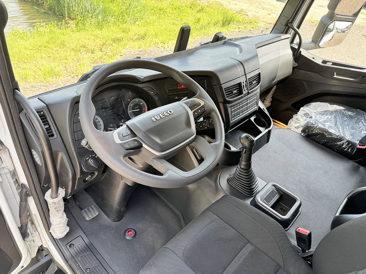 Iveco T-Way AT720T47WTH Tractor Head 6x6