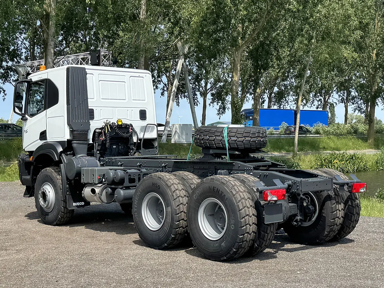 Iveco T-Way AT720T47WTH Tractor Head 6x6 6