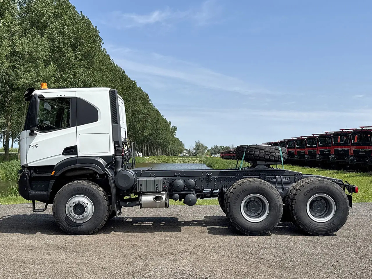 Iveco T-Way AT720T47WTH Tractor Head 6x6 7