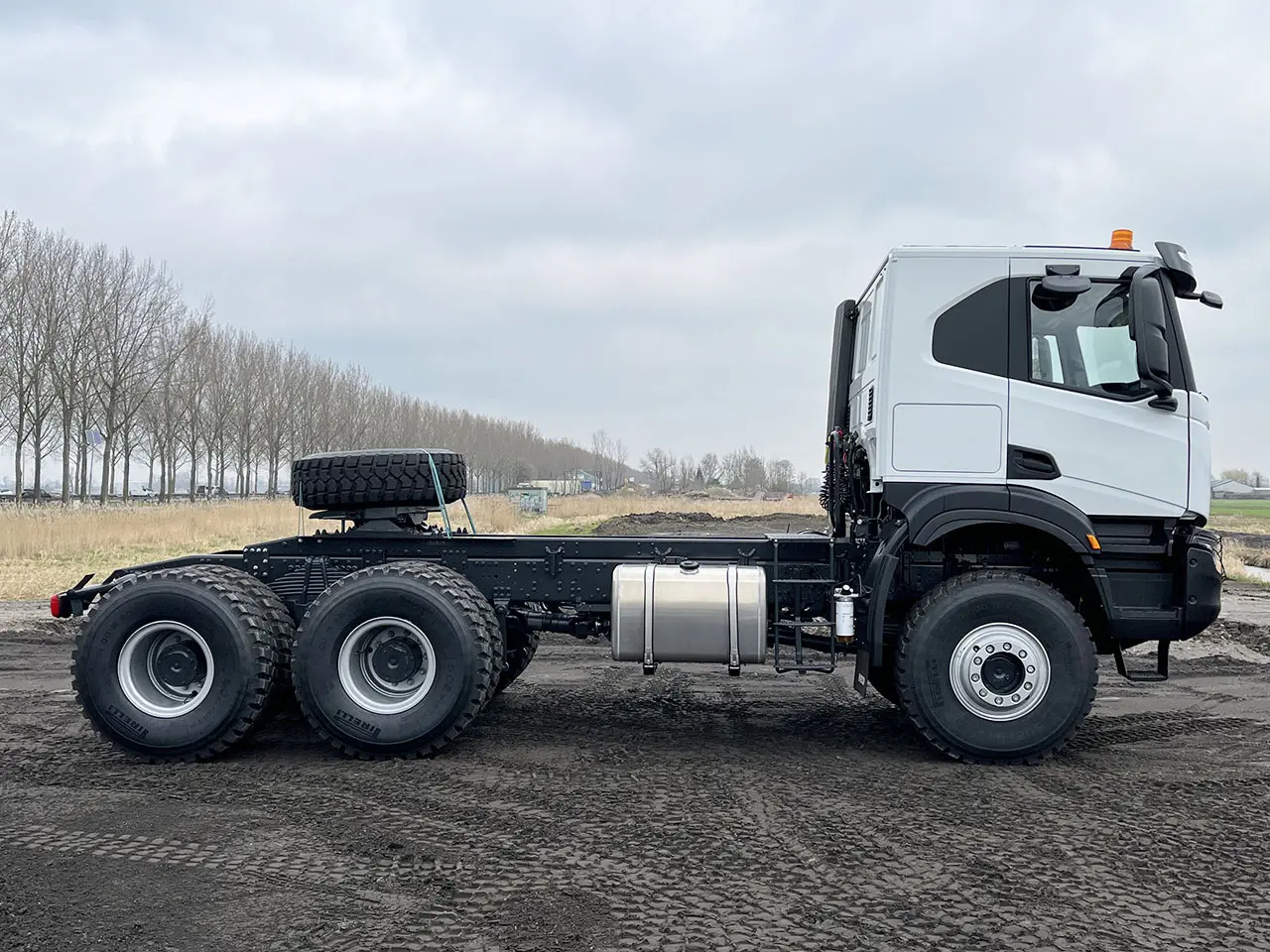 Iveco T-Way AT720T47WTH Tractor Head 6x6 5