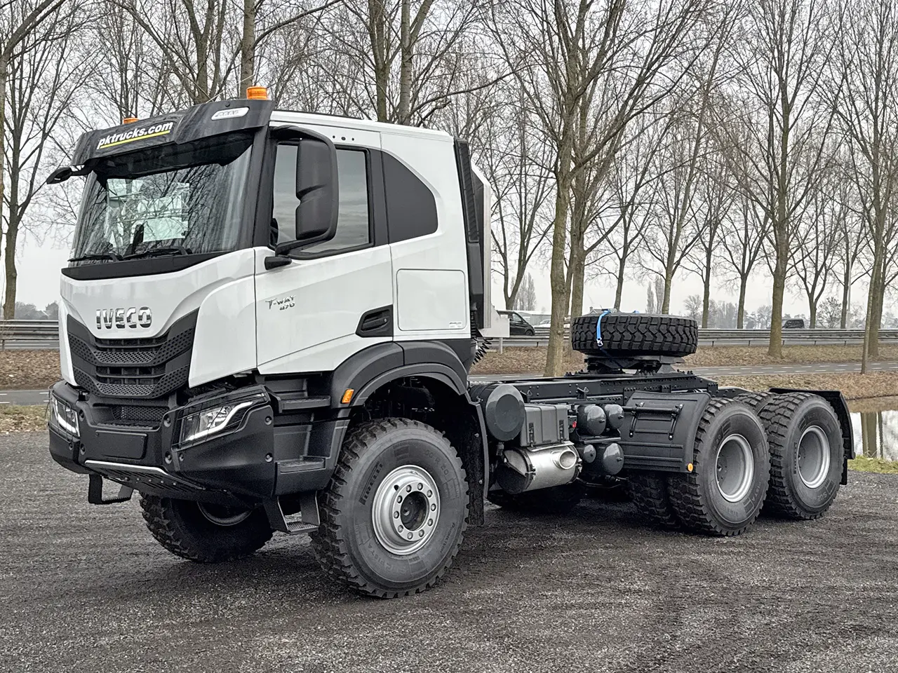 Iveco T-Way AT720T47WTH 6x6 Tractor Head