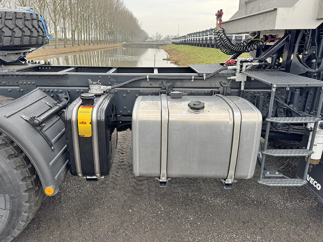 Iveco T-Way AT720T47WTH 6x6 Tractor Head 15