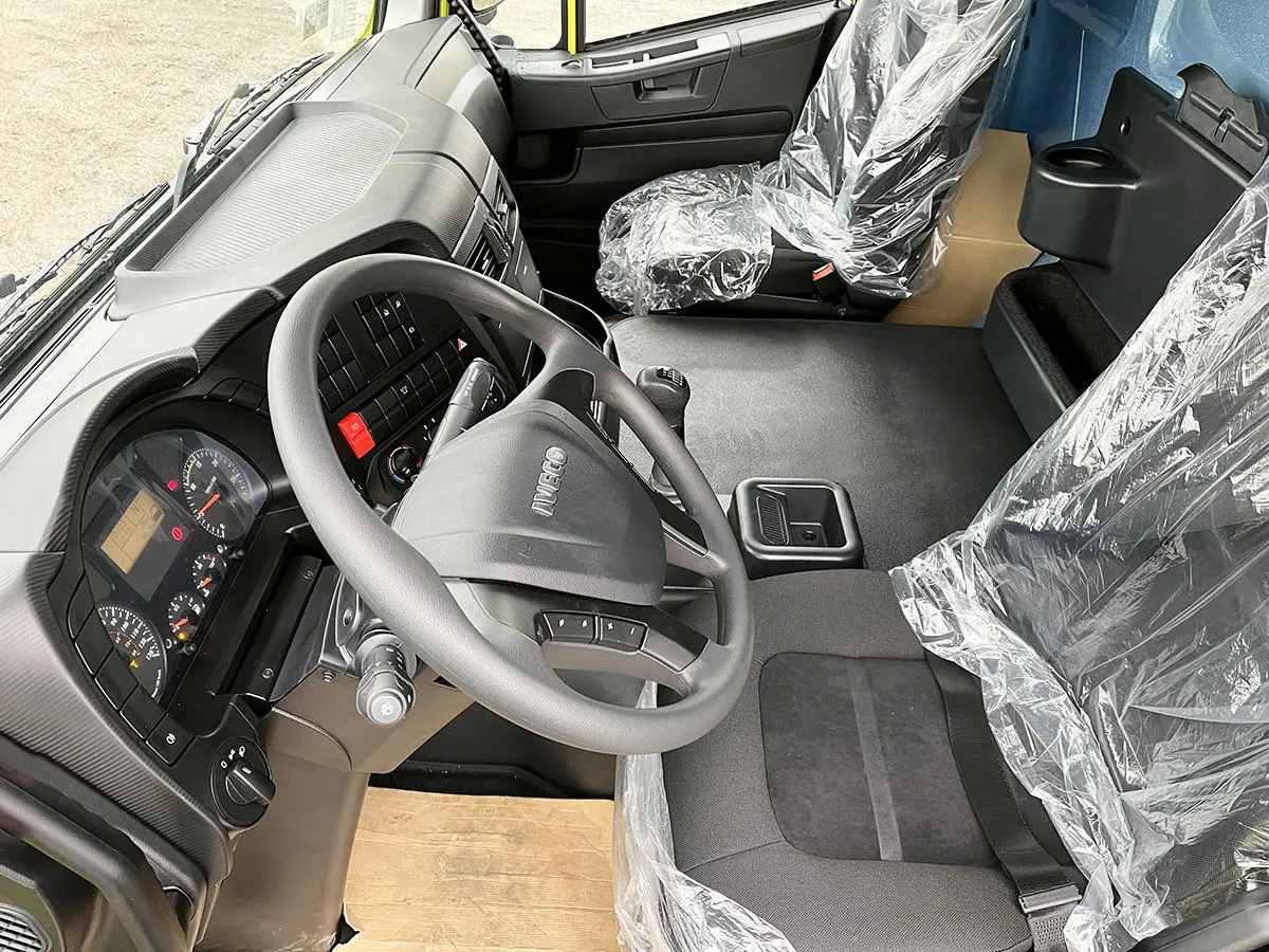 Iveco Trakker AD190T38WH-4500 ADR 4x4 Chassis Cabin 7