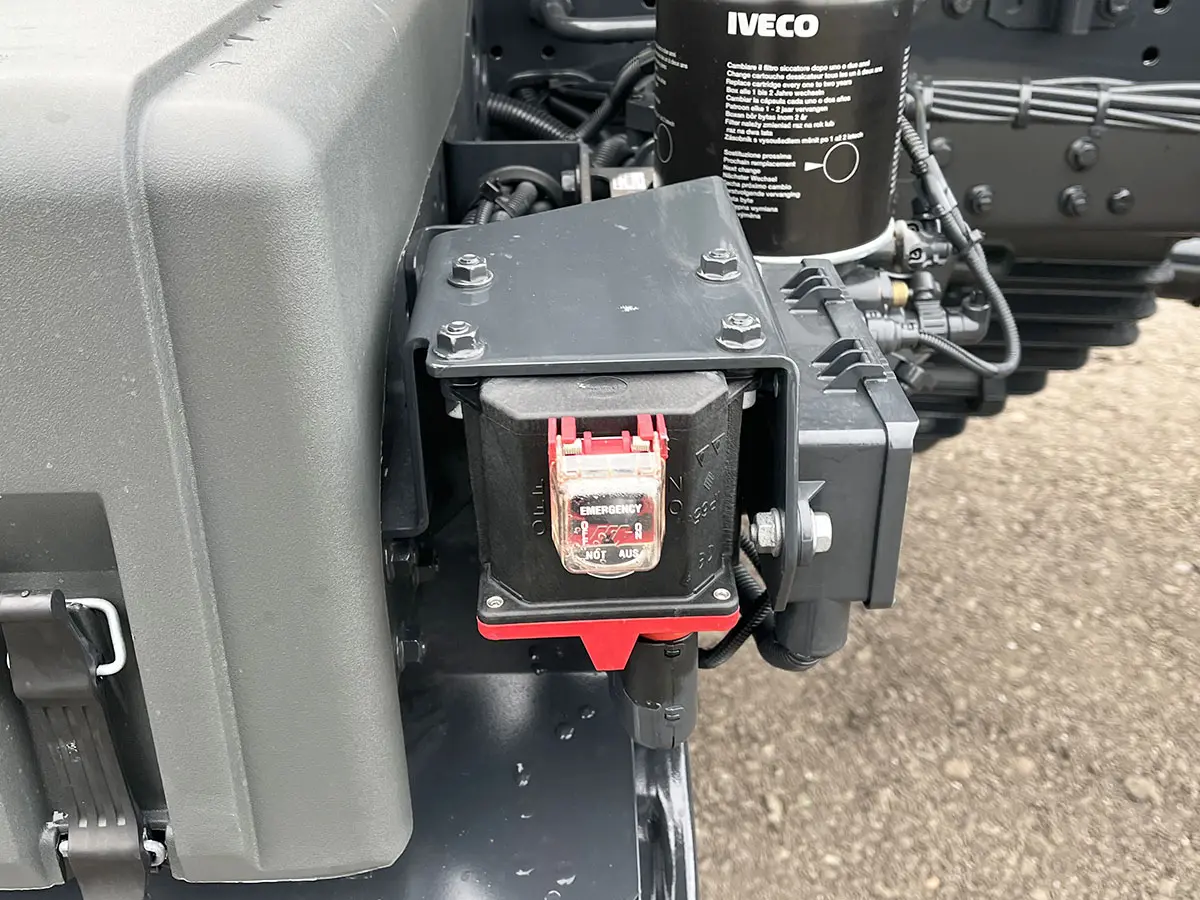 Iveco Trakker AD190T38WH-4500 ADR 4x4 Chassis Cabin 10