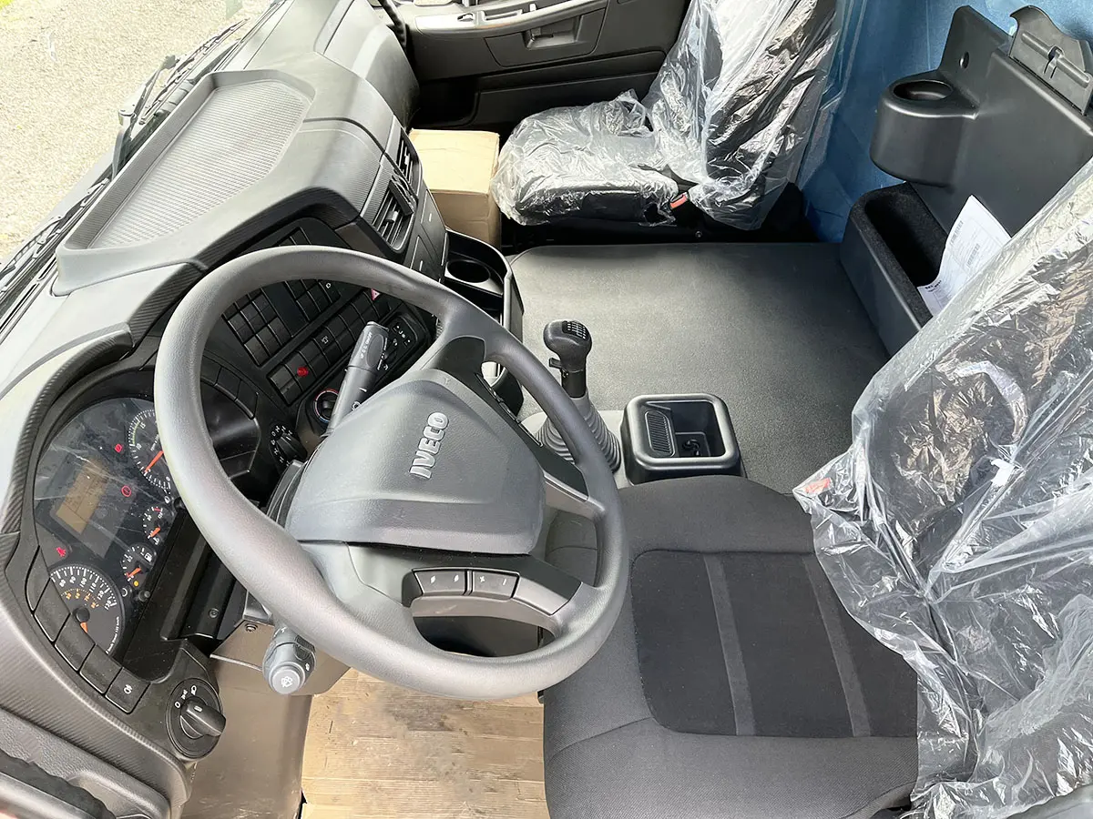 Iveco Trakker AD190T38WH Midi bus 4x4 7