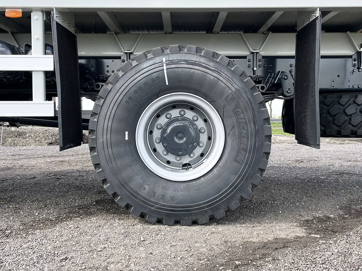 Iveco Trakker AD190T38WH 4x4 Midi Bus 16