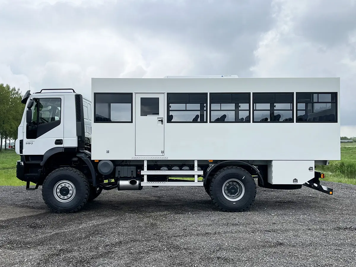 Iveco Trakker AD190T38WH Midi bus 4x4 2