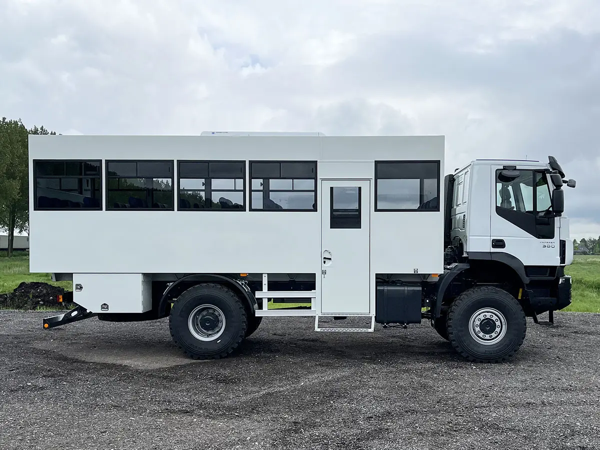 Iveco Trakker AD190T38WH Midi bus 4x4 5