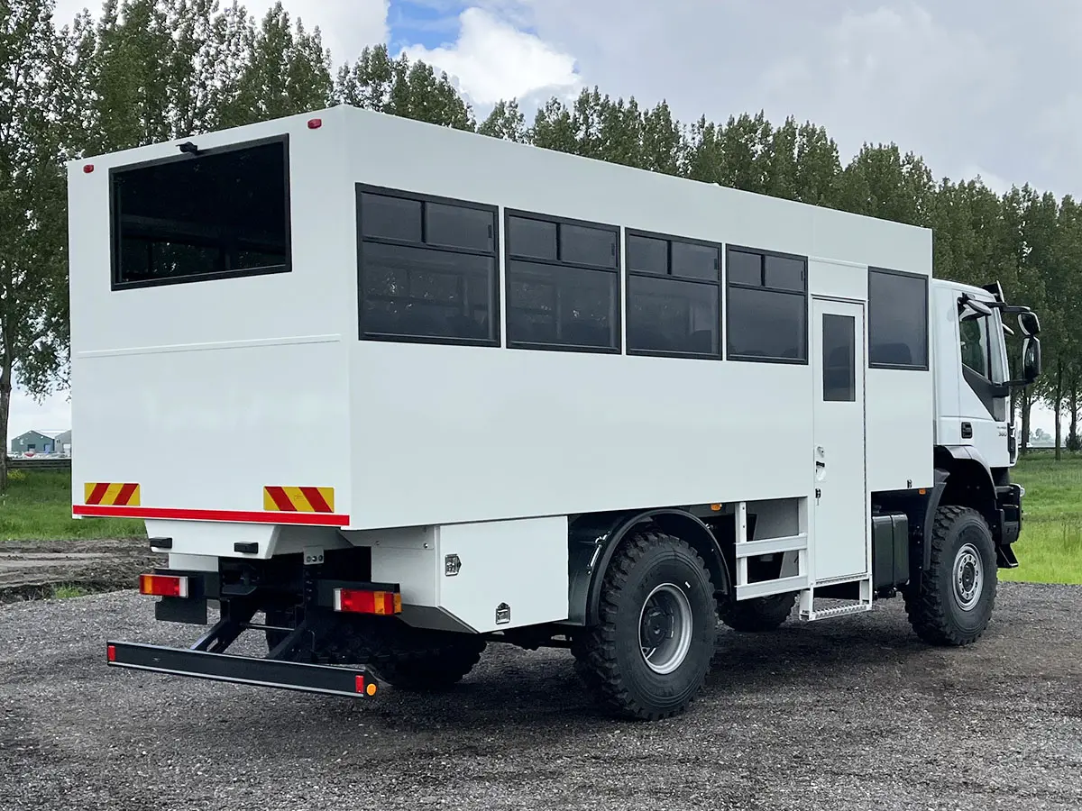 Iveco Trakker AD190T38WH 4x4 Midi Bus 6