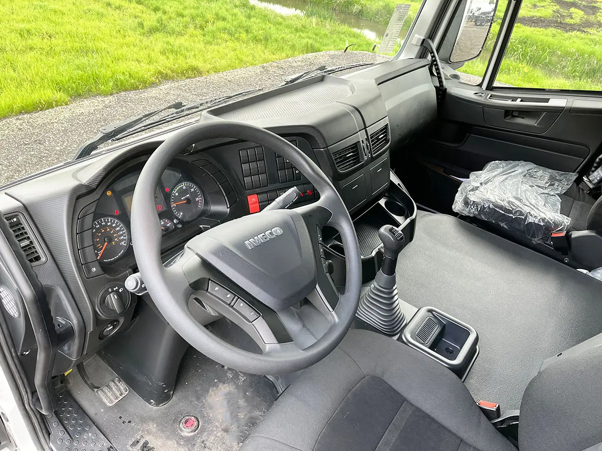 Iveco Trakker AD190T38WH Midi bus 4x4 8