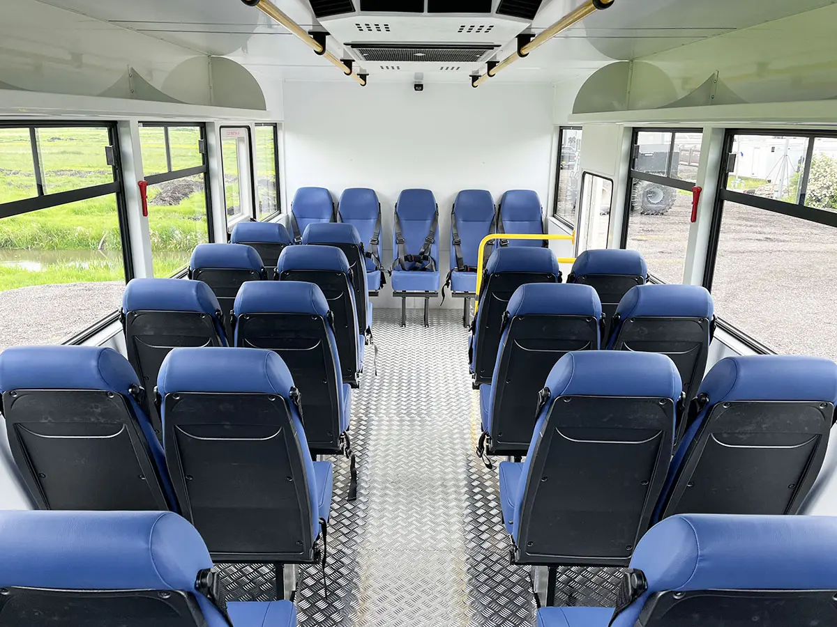Iveco Trakker AD190T38WH Midi bus 4x4 14