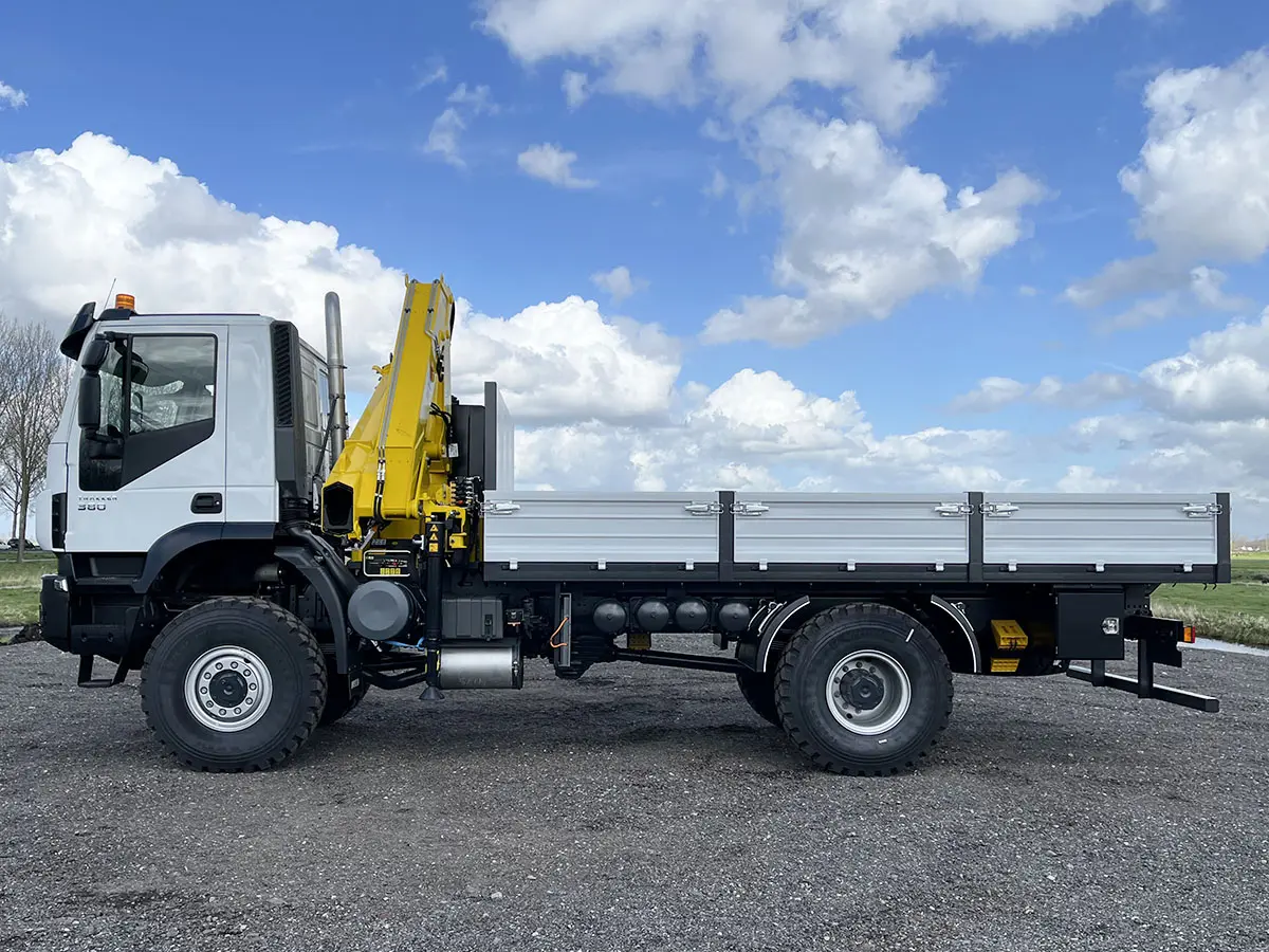 Iveco Trakker AD190T38WH AT Hyva HB170 Crane Truck 4x4 2