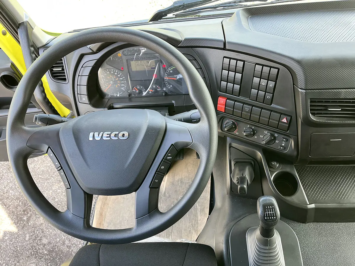 Iveco Trakker AD190T38WH PM15522 Crane Truck 4x4 9