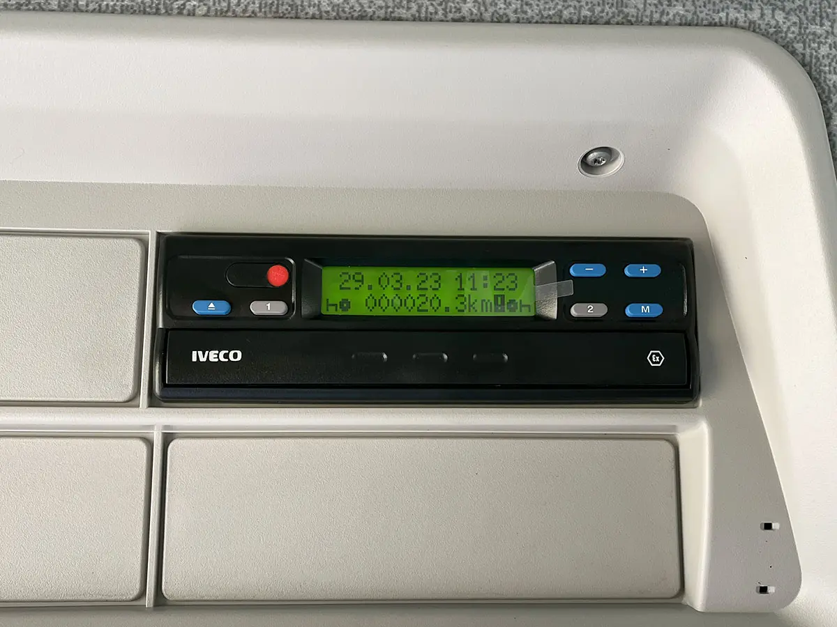 Iveco Trakker AD190T38WH PM15522 4x4 Crane Truck 10