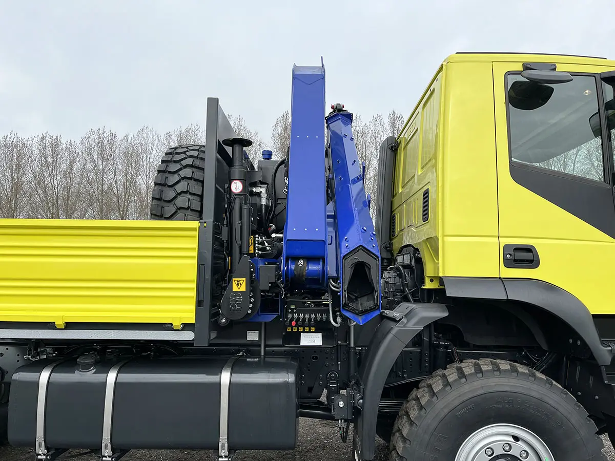 Iveco Trakker AD190T38WH PM15522 Crane Truck 4x4 11