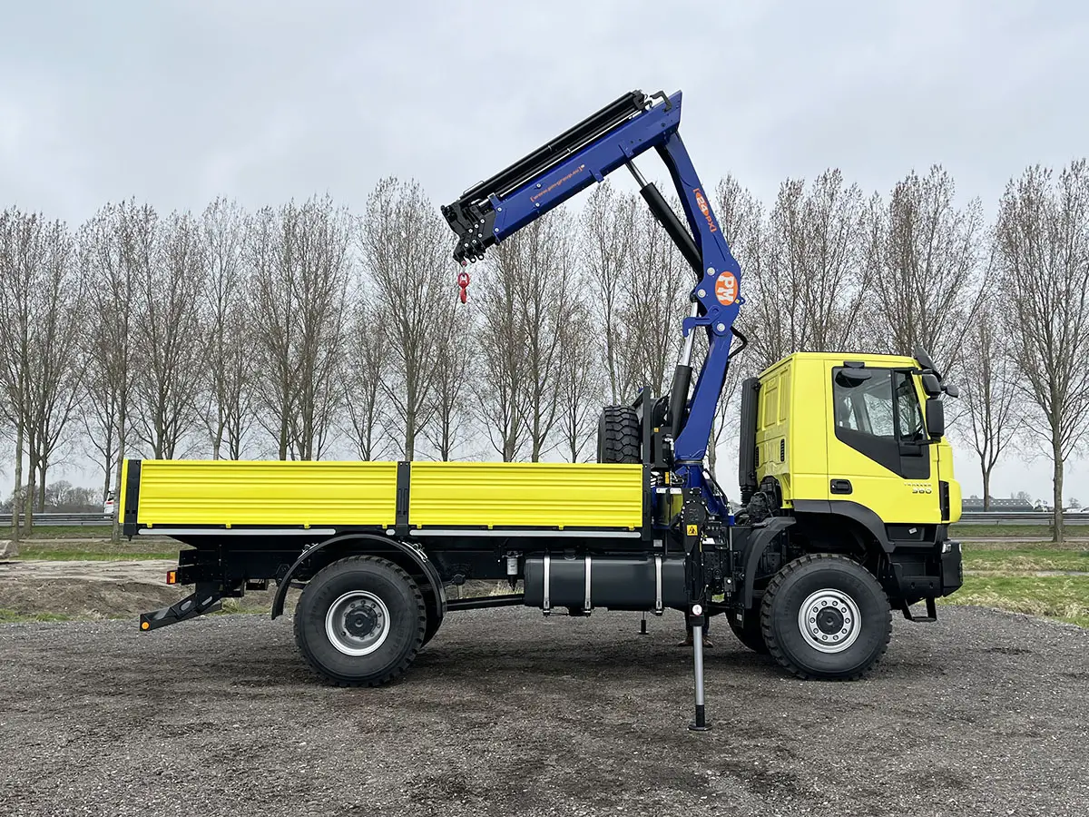 Iveco Trakker AD190T38WH PM15522 Crane Truck 4x4 16