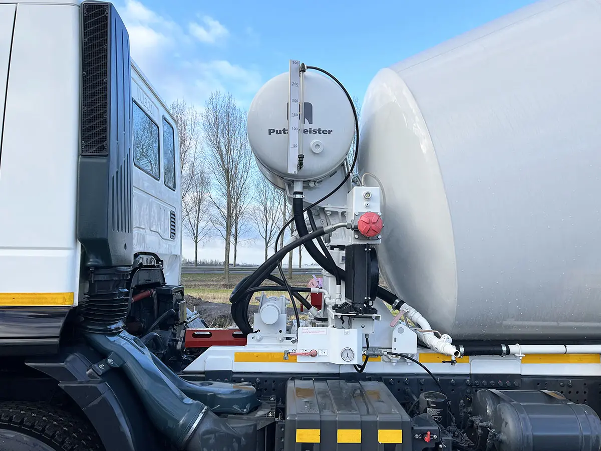 Iveco Trakker AD380T38H Concrete Mixer 6x4 10