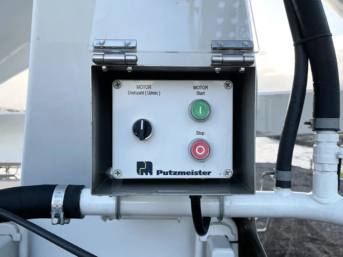 Iveco Trakker AD380T38H 6x4 Concrete Mixer 11