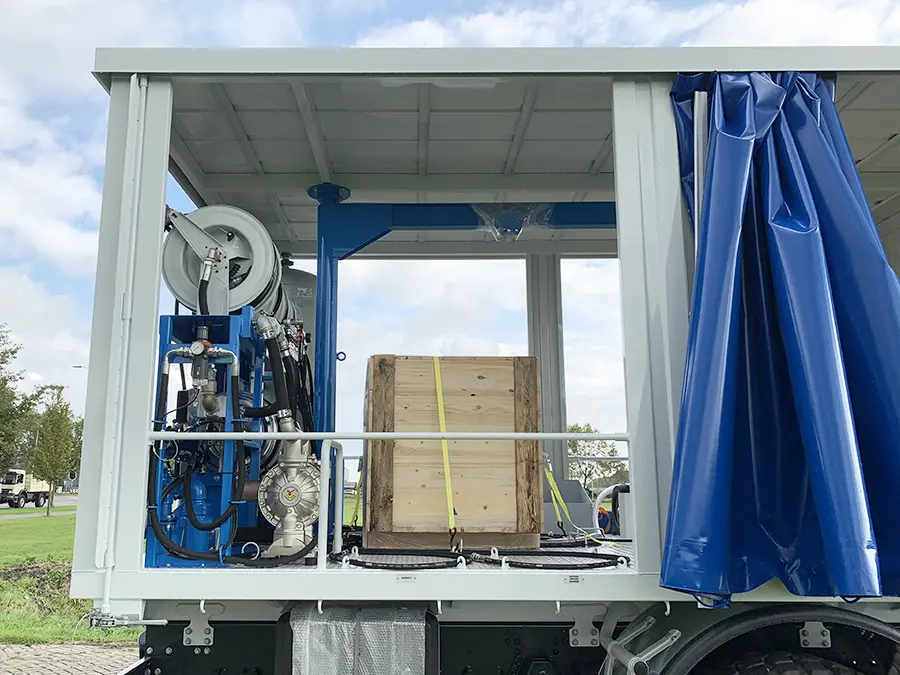 Iveco Trakker AD380T38H 6x4 Fuel & Lube Truck 14