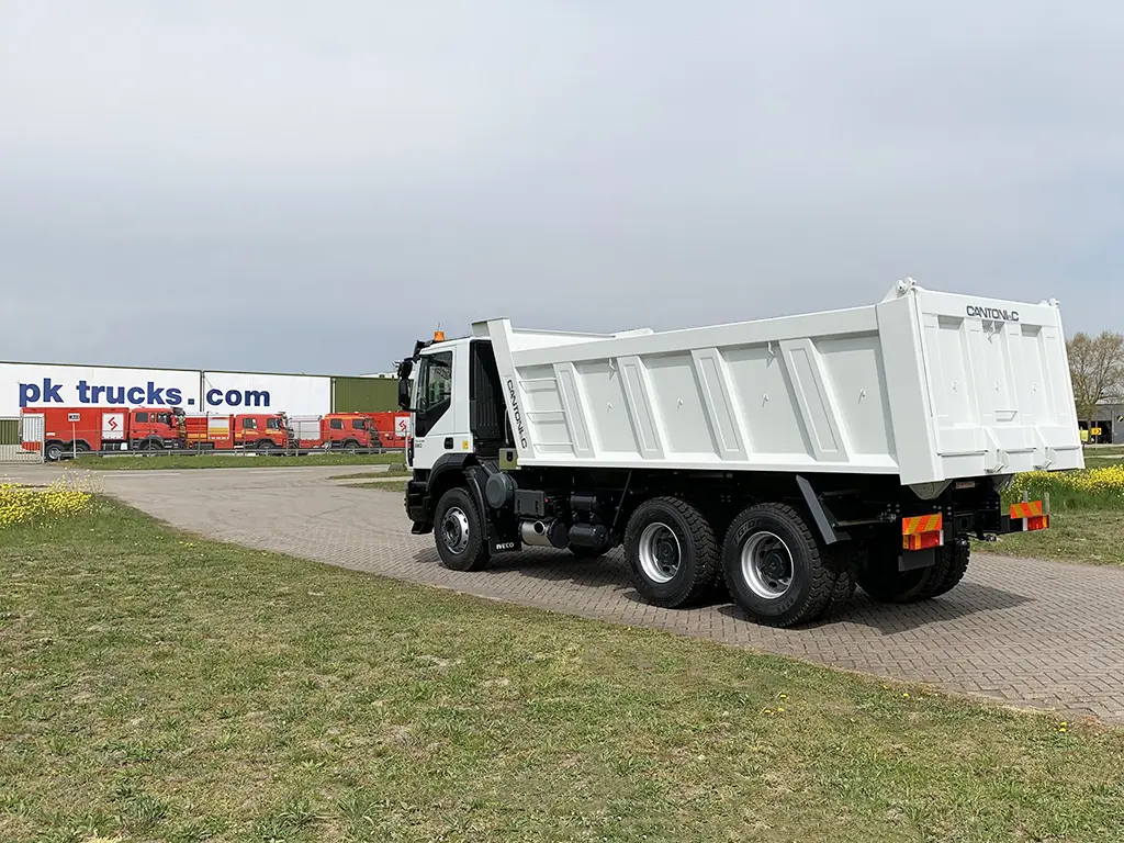 Iveco Trakker AD380T38H 6x4 Tipper Truck